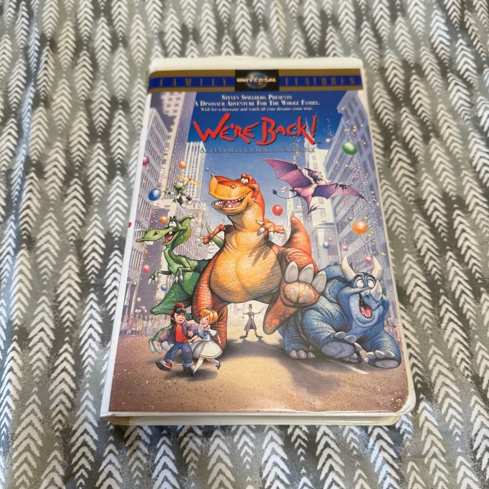 We're Back! A Dinosaur's Story VHS